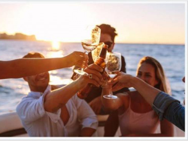 Degustazione di vini sul mare e sullo skyline di Barcellona