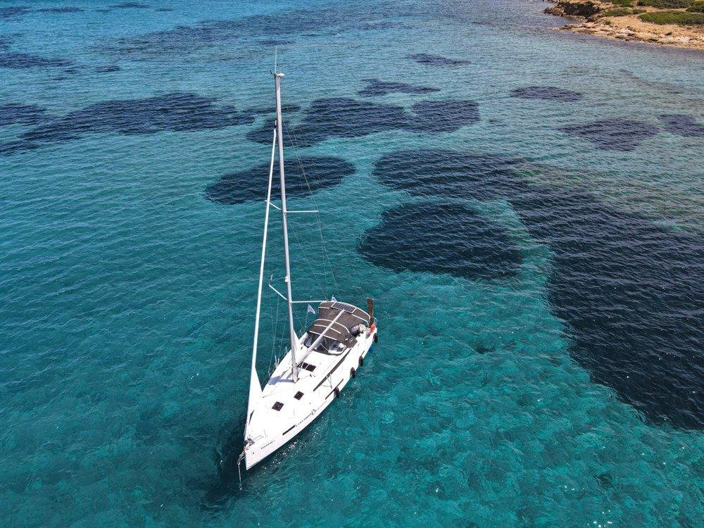 Sailboat - Jeanneau - 3 cabins