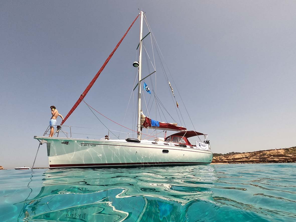 Dufour Yachts - 13 {{i18n.meters}}