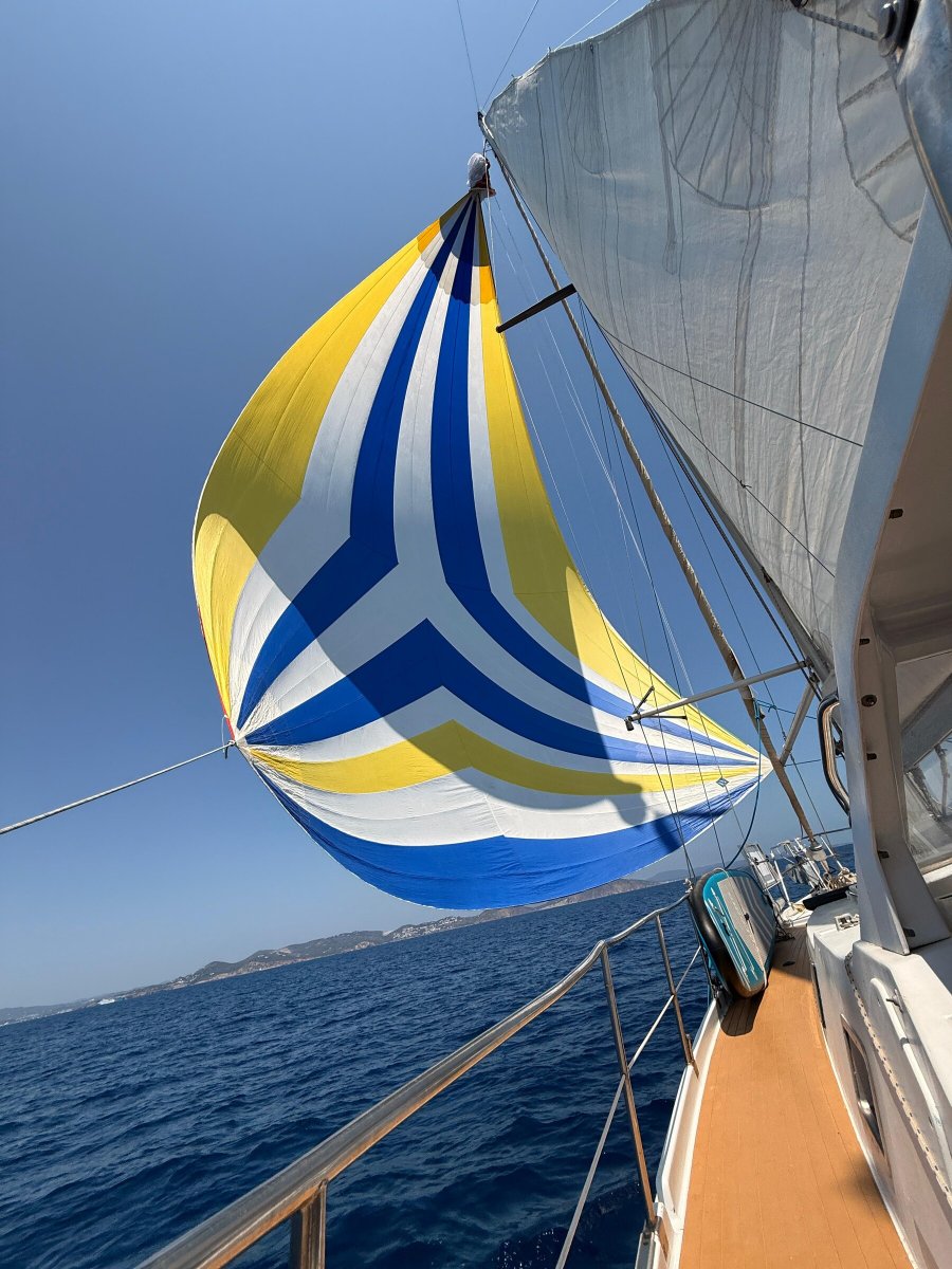 Amel - 2 {{i18n.cabins}}