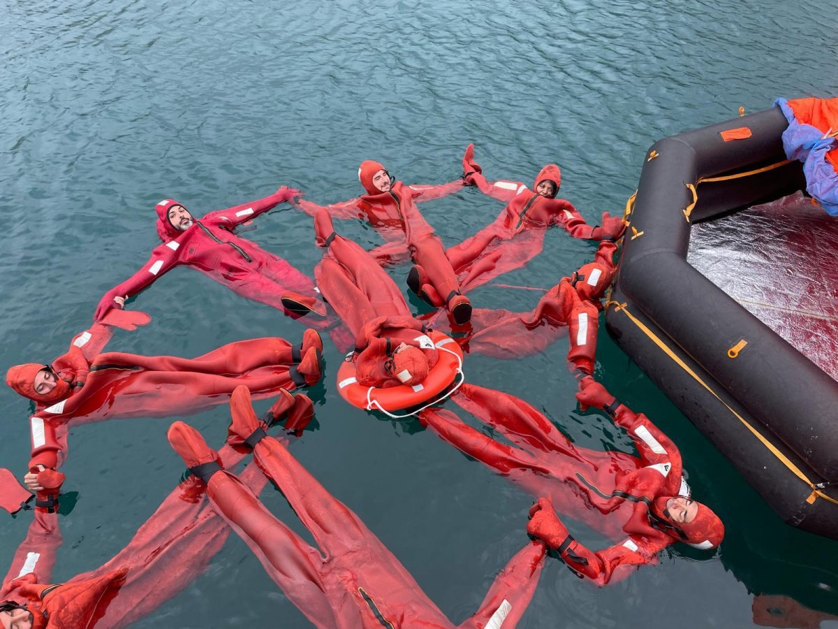 Professionelle seemännische Ausbildung: Crew-Kurs auf dem Boot