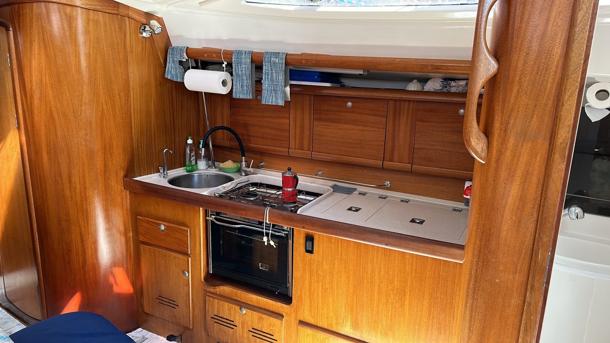 Sail through the Egadi Islands