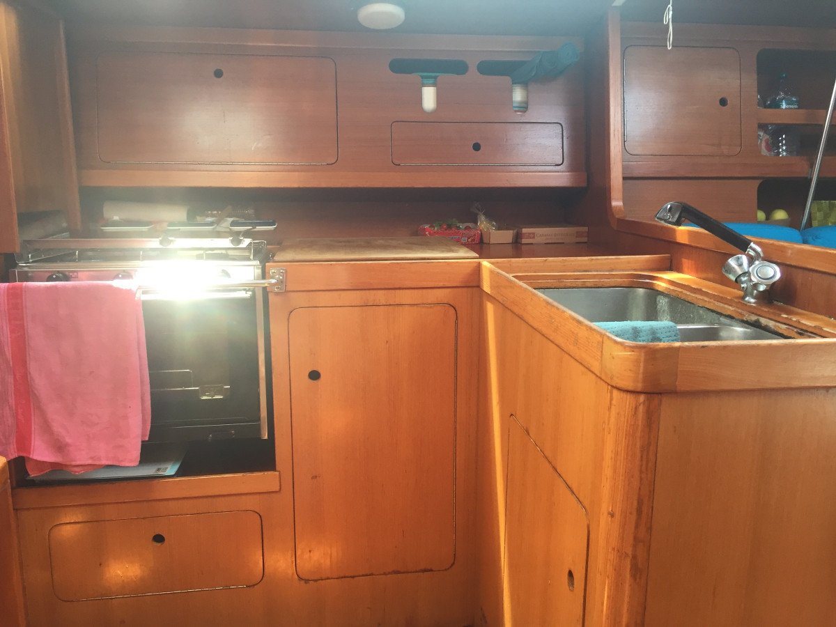 Sailboat - Grand Soleil - 3 cabins