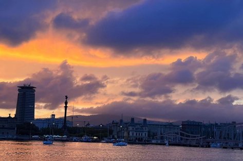 Navegación de Vilanova a Barcelona y pernocta en puerto deportivo