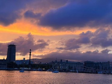 Sailing from Vilanova to Barcelona and spending the night in a marina