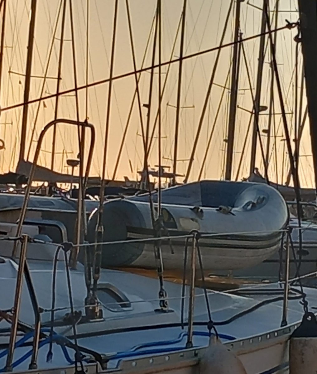 Learn to sail in the Aeolian Islands