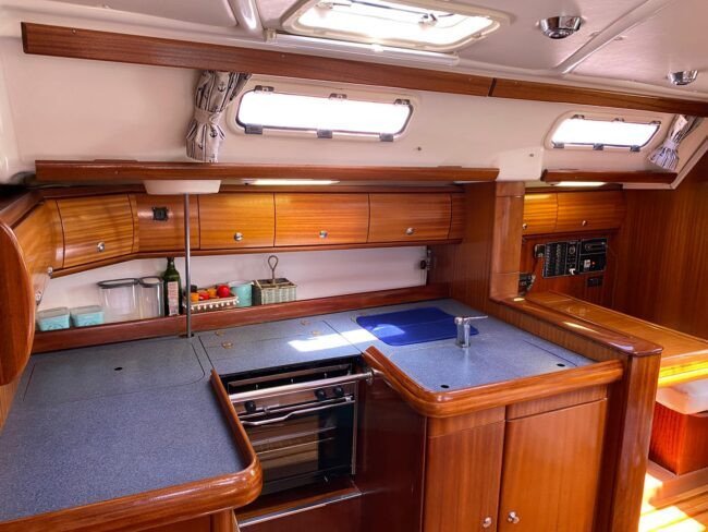 Bavaria Yachts - 11 persone