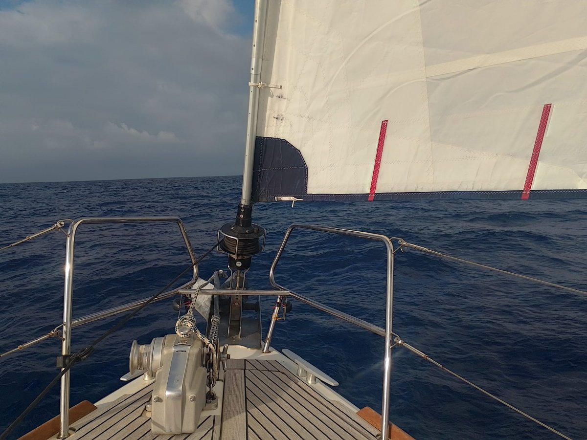 Aprende a navegar en cruceros entre Mallorca y Benalmádena