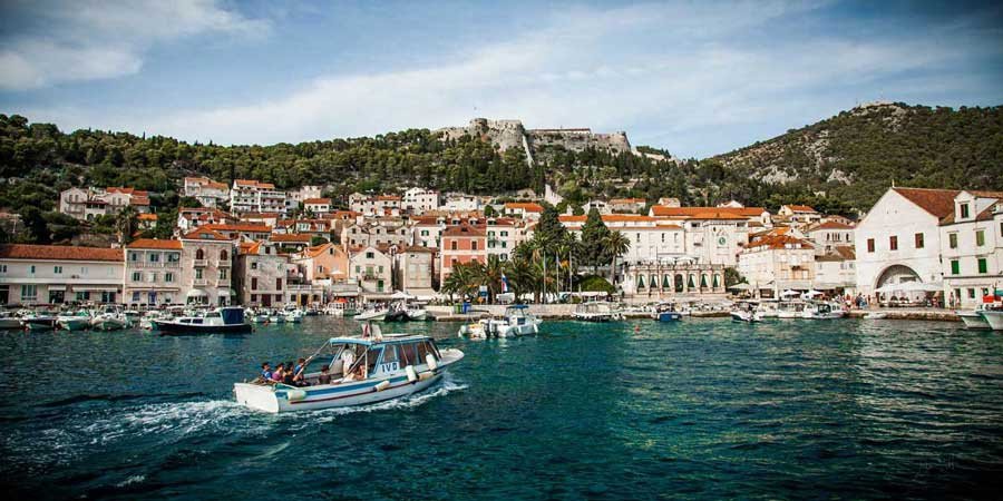 vacaciones en velero costa de croacia 