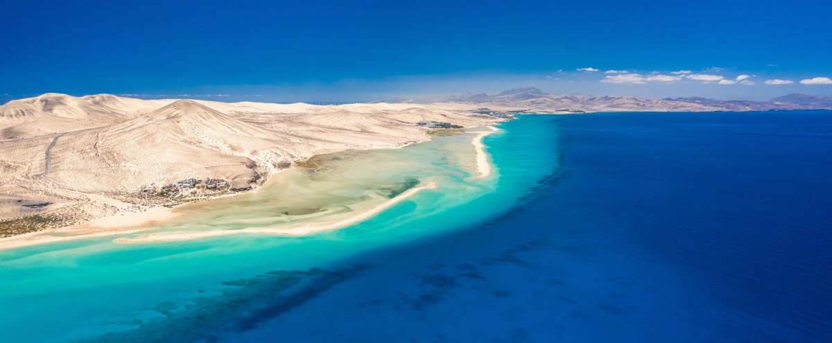 Naviga nell'Oceano Atlantico