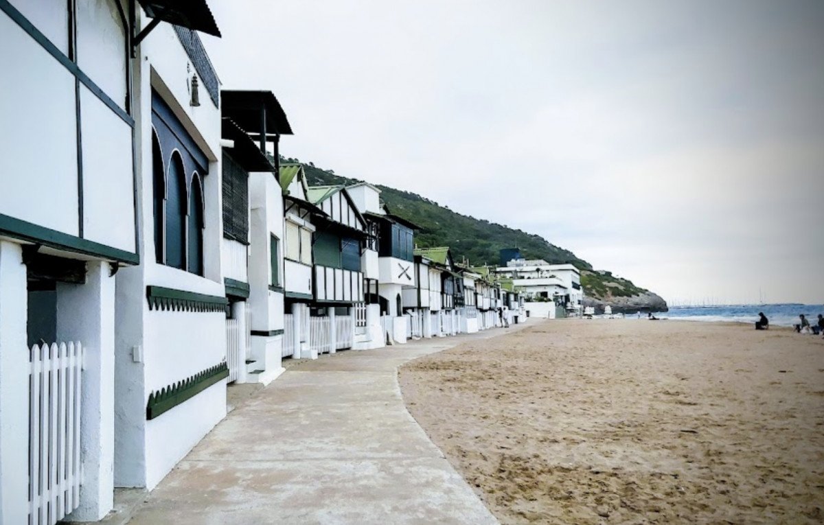 Segeltagesausflug vom Port Olímpic in Barcelona nach Garraf Beach