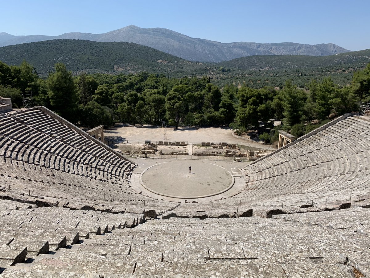 Vela en el Golfo Sarónico con un lujoso catamarán
