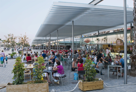 Segelverbesserungskurs für Erwachsene mit Gennaker in Alicante.