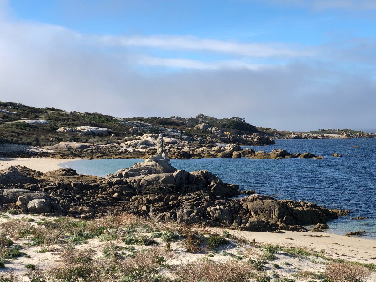 Barca da pesca tradizionale sulla costa di Sálvora