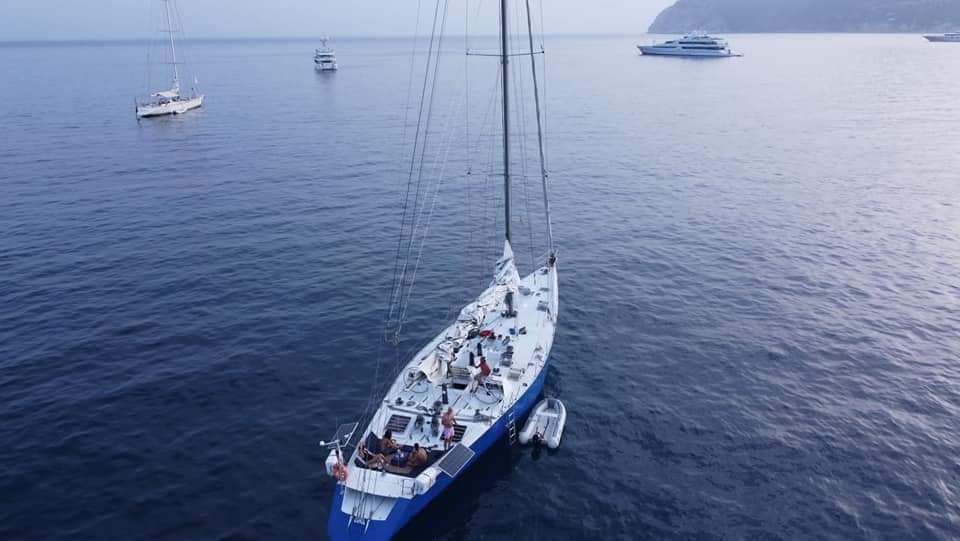 Esplora le acque della costa di St. Martin in barca a vela