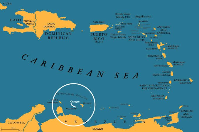 Tour de flotilla por el Caribe en un emocionante catamaran