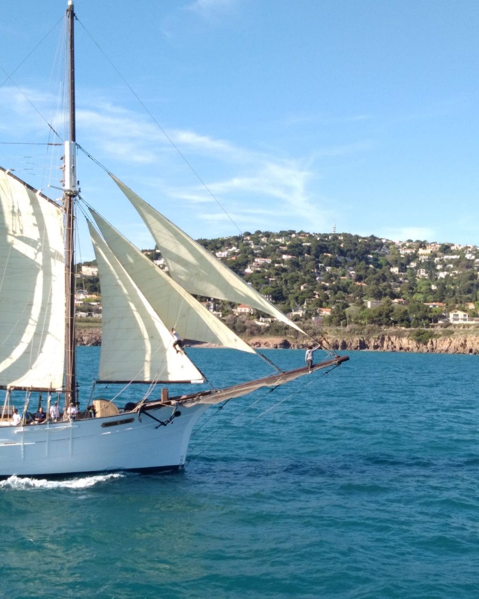 Klassische Schooner-Reise entlang der Küste von Santa Pola und Tabarca