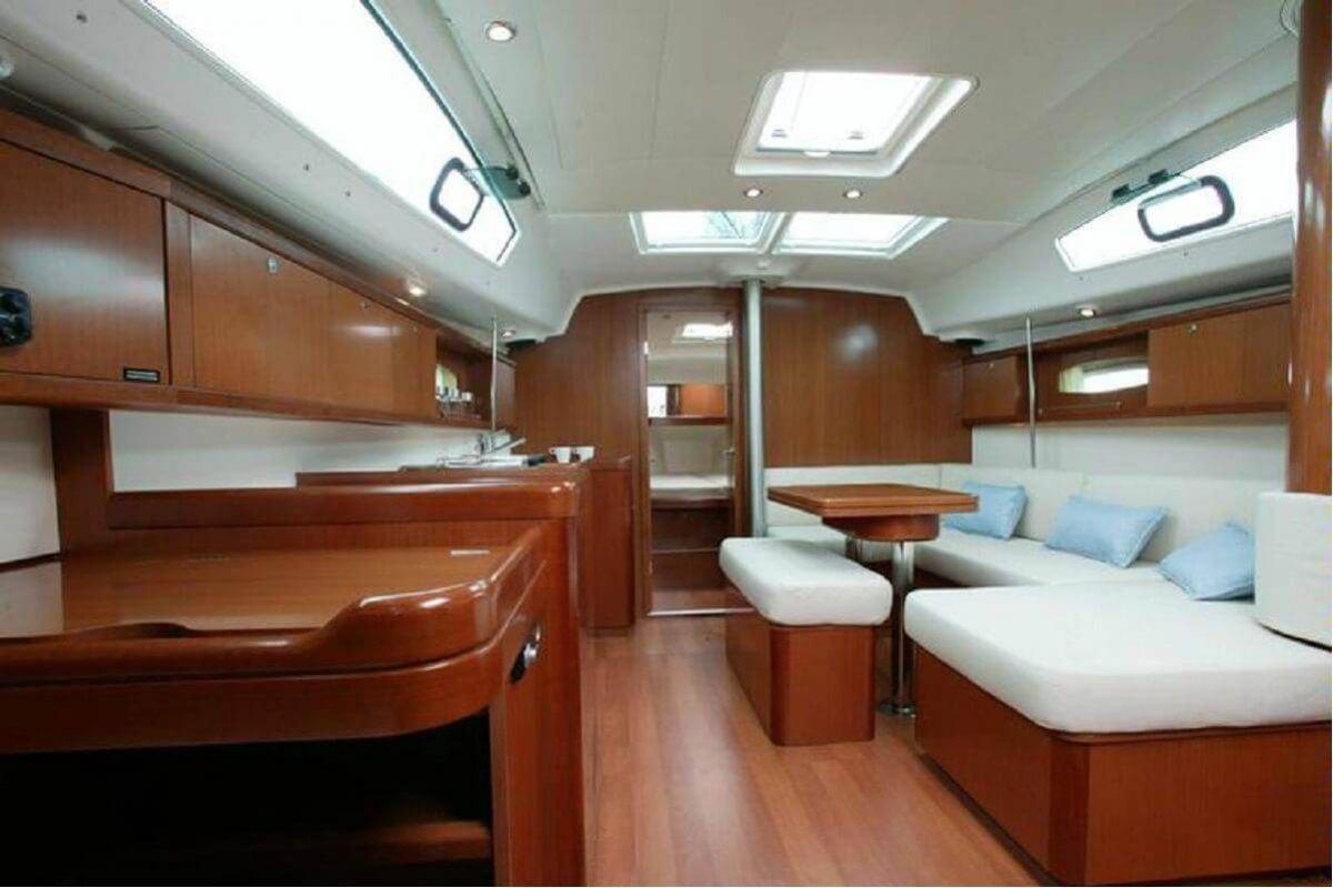 Foto velero interior salón