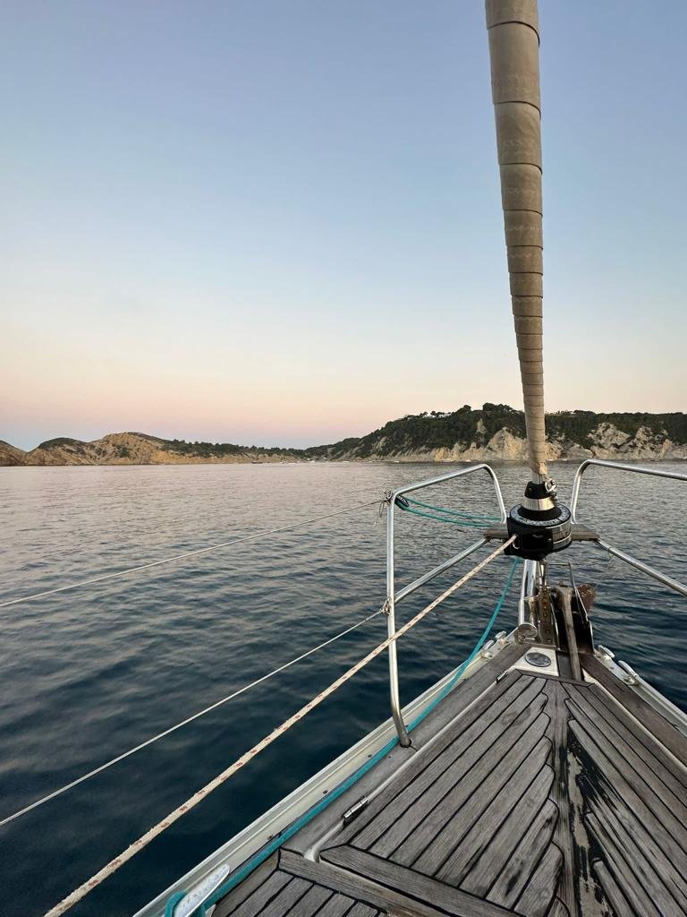 Nighttime sailing course in Jávea to see the Perseids from the sea