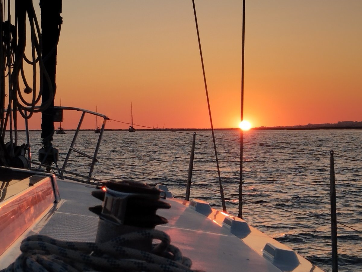 Excursión en velero por el litoral de Huelva