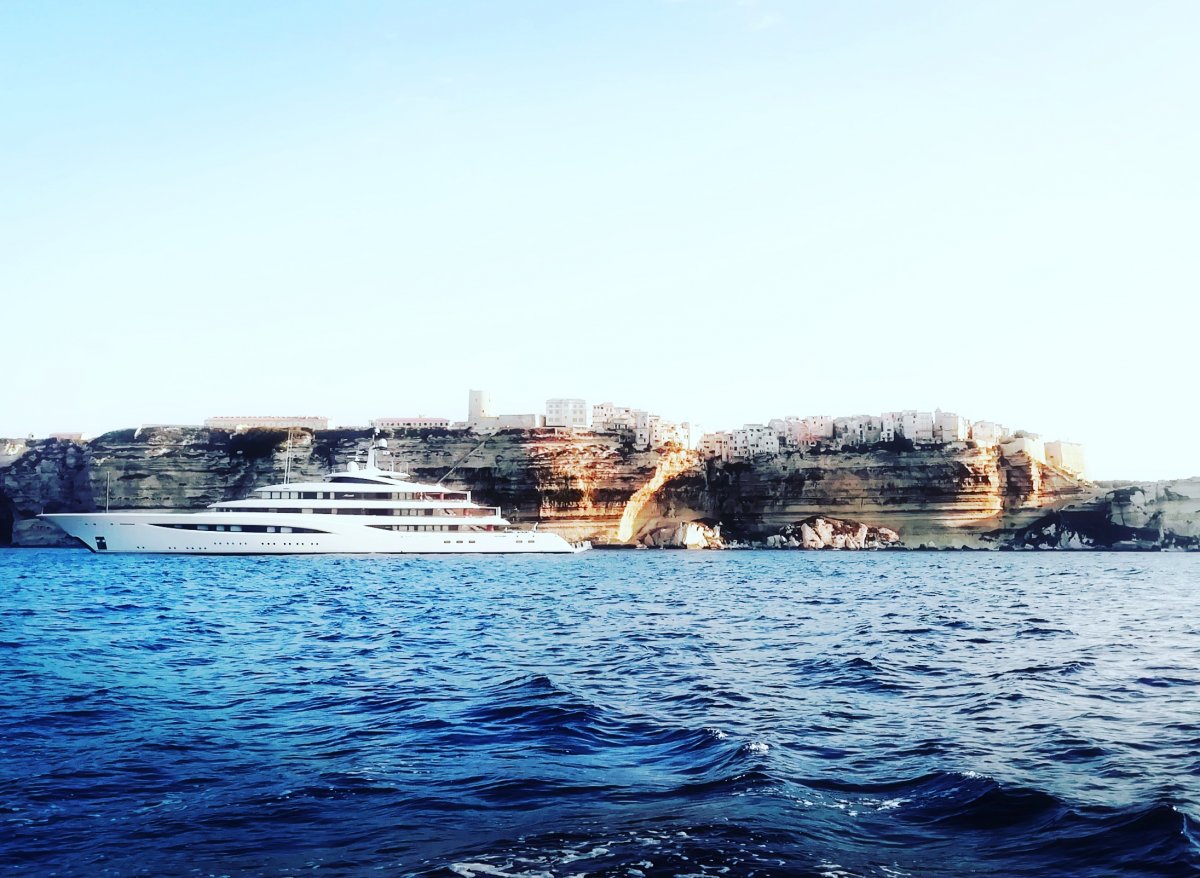 One-way sailing trip through Maddalena Archipelago and Corsica