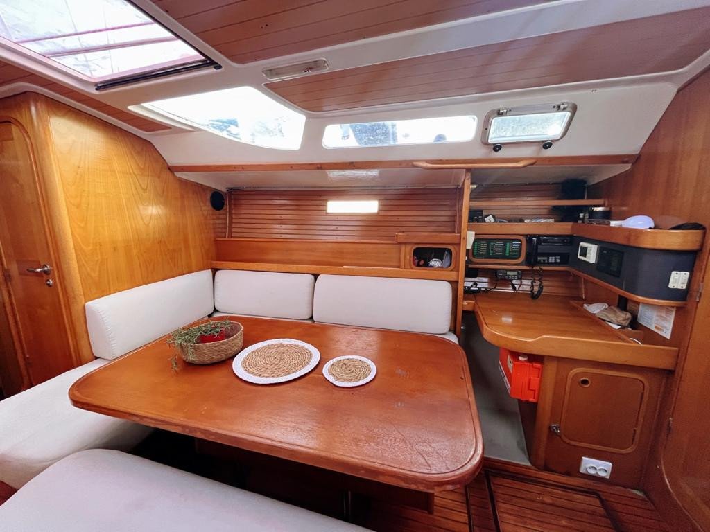 Barca a vela - Bénéteau - 10 persone