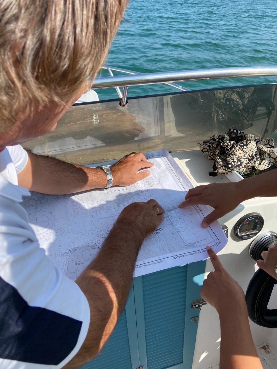 Discovering Guadalajara's beauty by boat