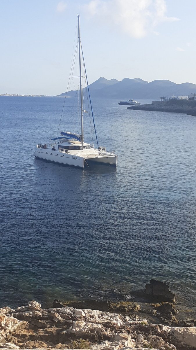 Catamaran trip from Italy to Greece across Ionian Sea