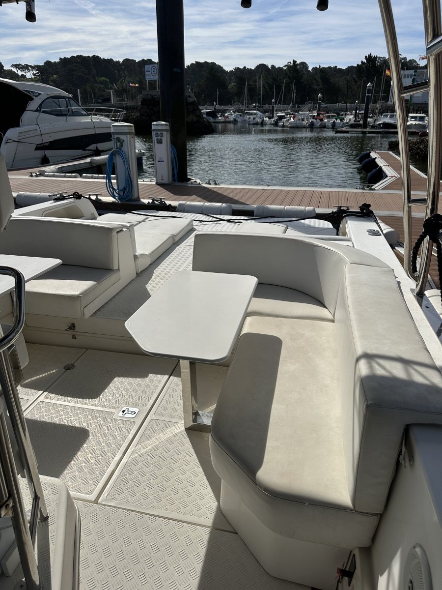 Barco a motor - Quer - 1 cabinas