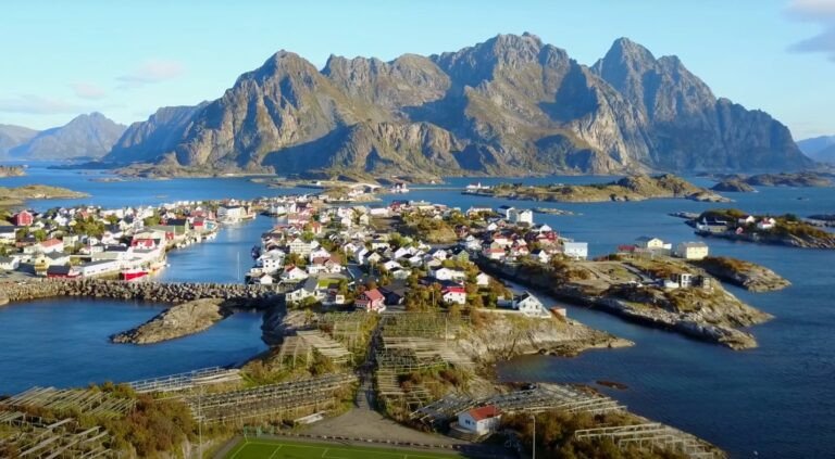 Arktische Kreuzfahrten von Bodo nach Lofoten und Island