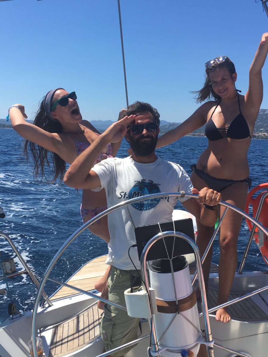 Una settimana di viaggio in barca di andata per Arcipelago della Maddalena e Corsica