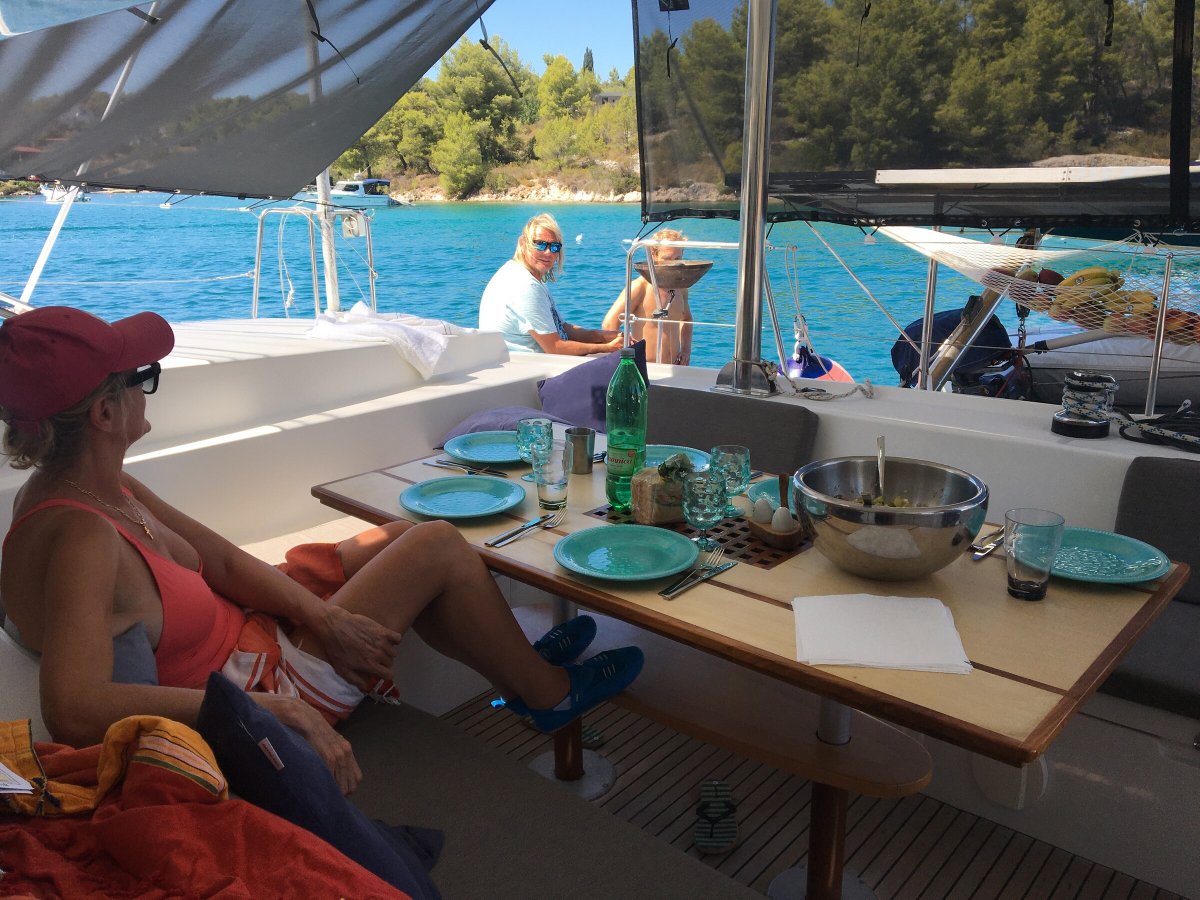 Una vista del porto di Brindisi prima di salpare per il viaggio in barca