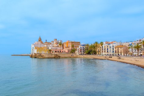 Descubre el litoral del Garraf en lancha neumática