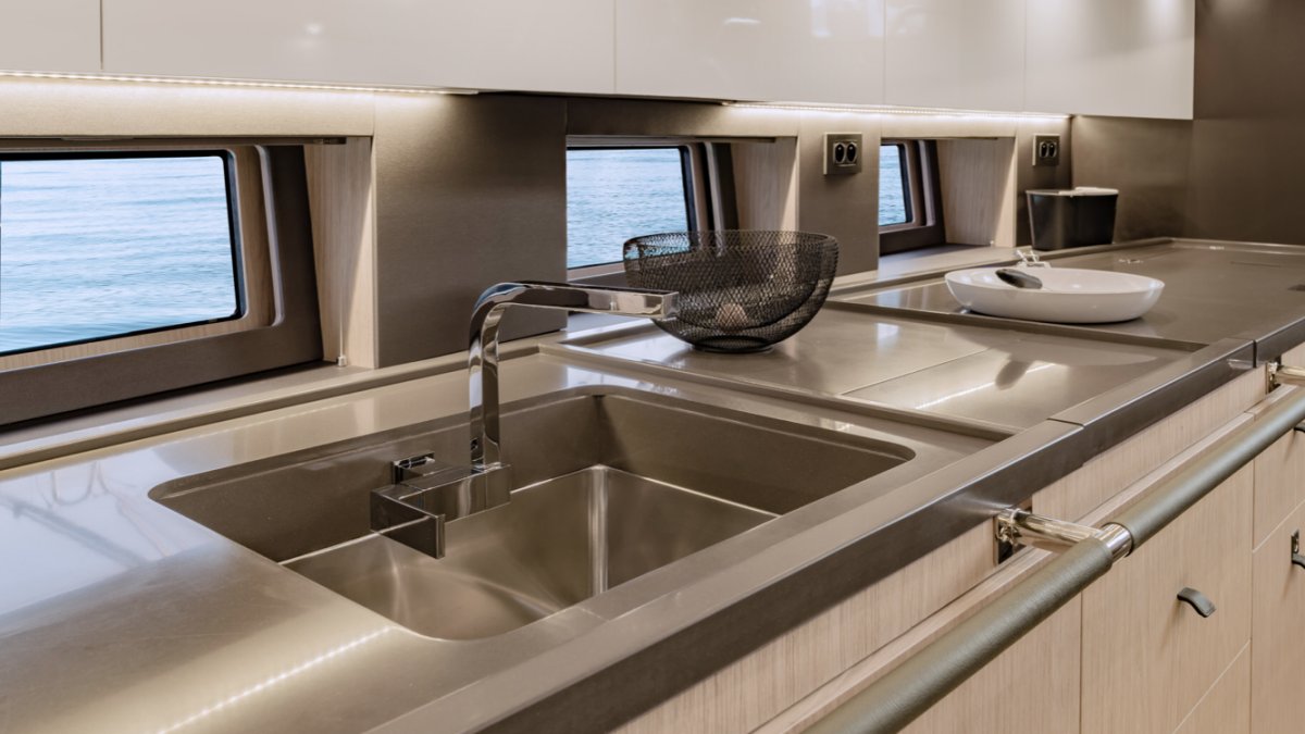 655fc1cbf183b1.38302330