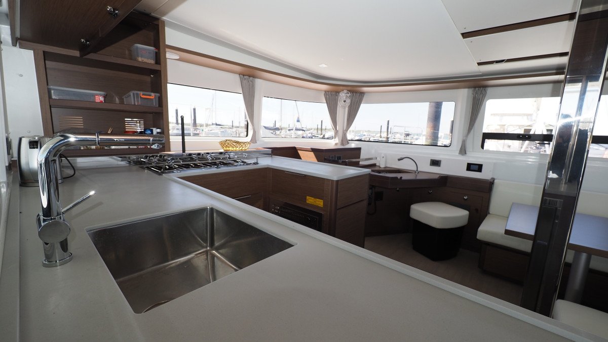 Catamarano - Lagoon - 12 persone