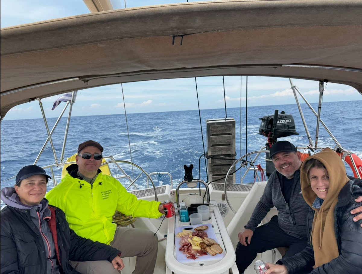 Curso de navegación en la costa mediterránea.