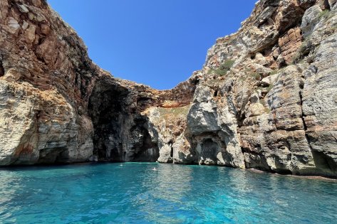 Vuelta a Menorca en 3 días en velero: travesía formativa