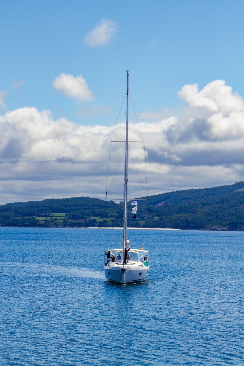Aventura en mar con velero