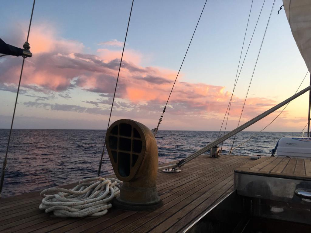 Experimenta la belleza de la costa mediterránea