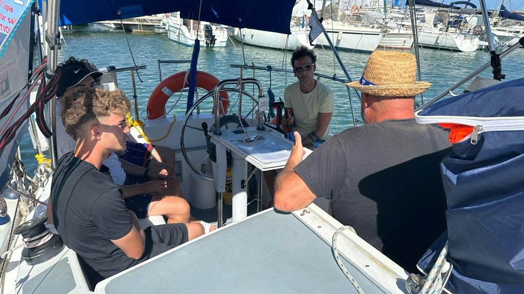 Sailboat Licensing Practice in Roda de Bara, Tarragona