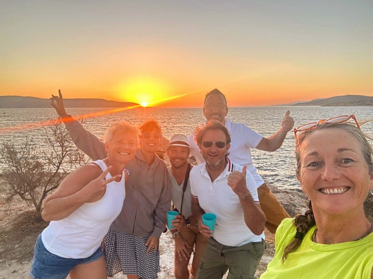 Naviga il mare per 6 giorni da Atene