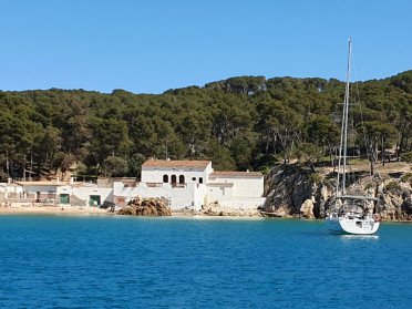 Vacaciones en velero por Costa Brava en 7 días