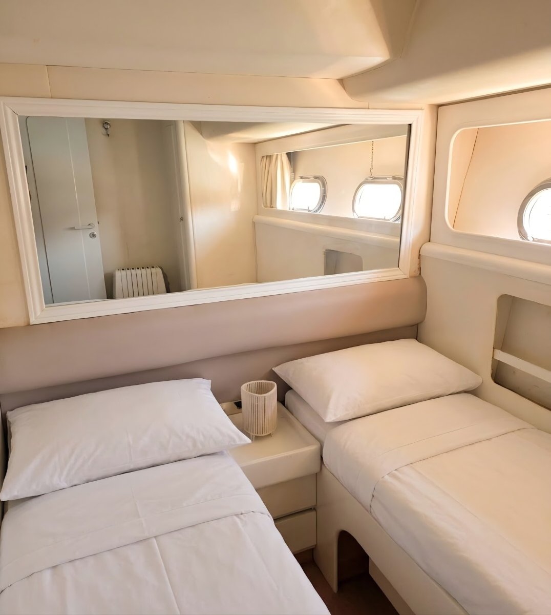 Astondoa - 4 cabins
