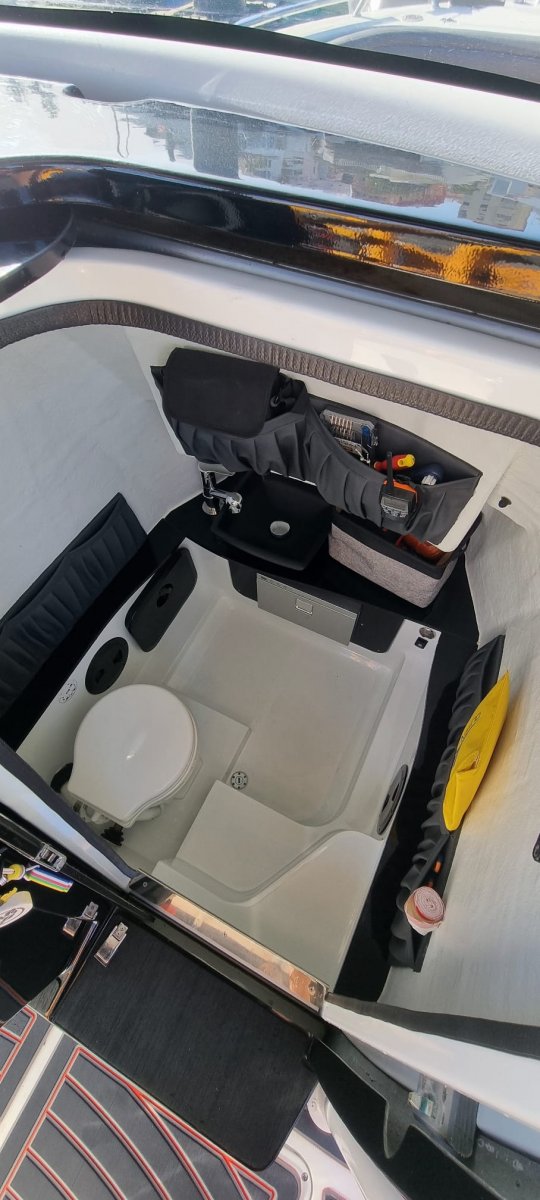 Motorboot - BWA - 10 {{i18n.capacity}}