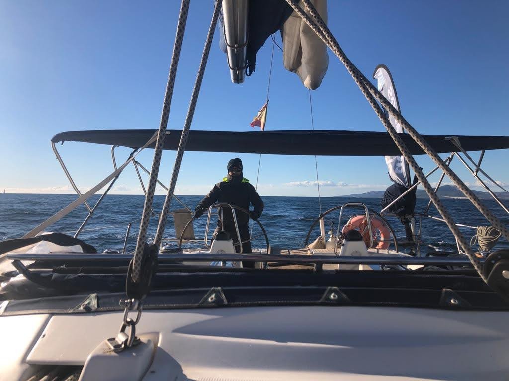 Aventura en el mar a bordo de un velero