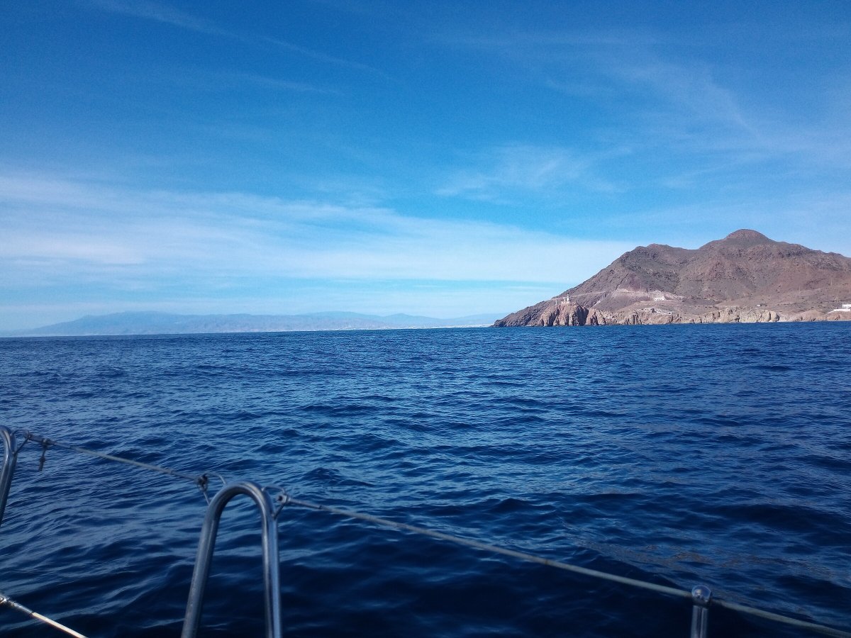 Esplora le Coste della Spagna - Vela nella Baia di Algeciras