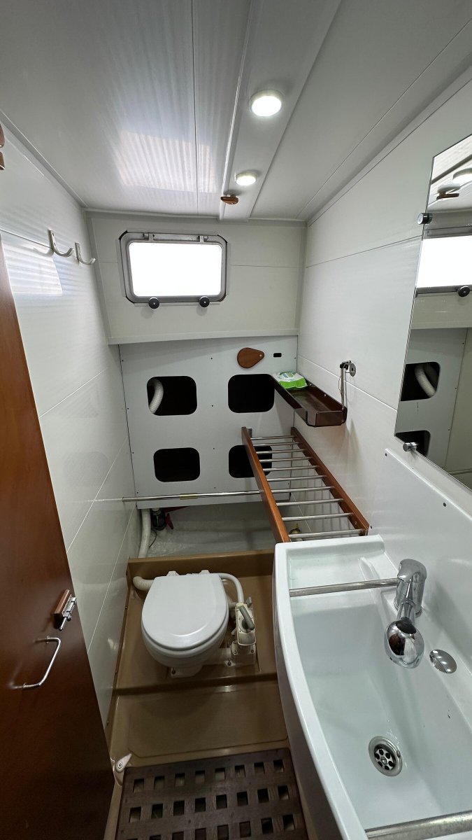 Segelboot - Amel - 8 {{i18n.capacity}}