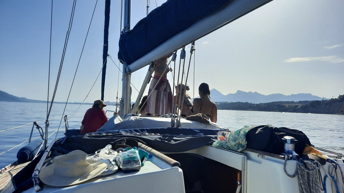 PER navigation and safety practices in Altea, Spain.