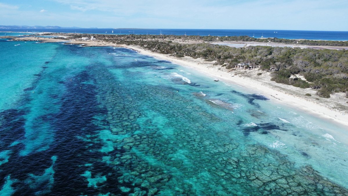 Luxury catamaran vacations in Ibiza and Formentera