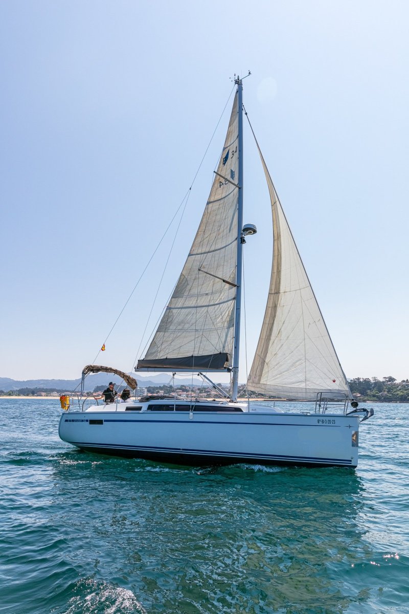 Segenwoche auf den Rías Baixas und Cíes Inseln an Bord eines Segelbootes